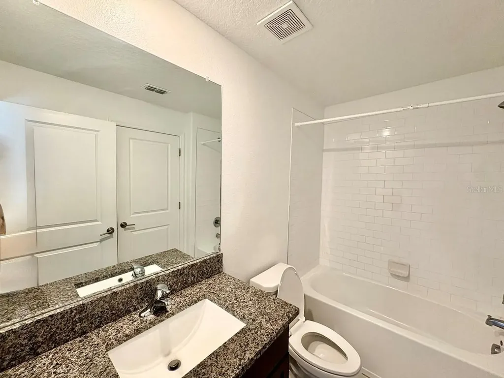 14302 Editors Note Street Ruskin FL 33573