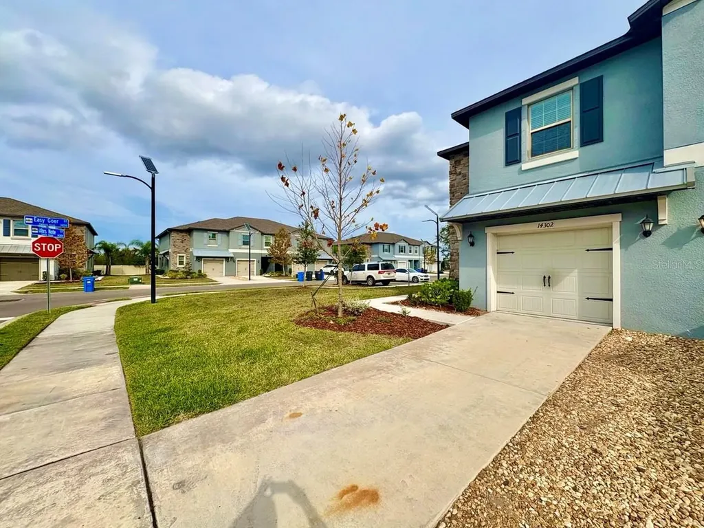 14302 Editors Note Street Ruskin FL 33573