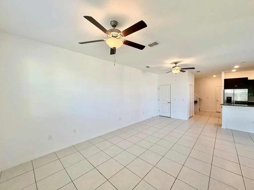 14302 Editors Note Street Ruskin FL 33573