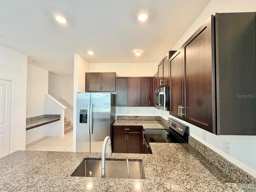 14302 Editors Note Street Ruskin FL 33573