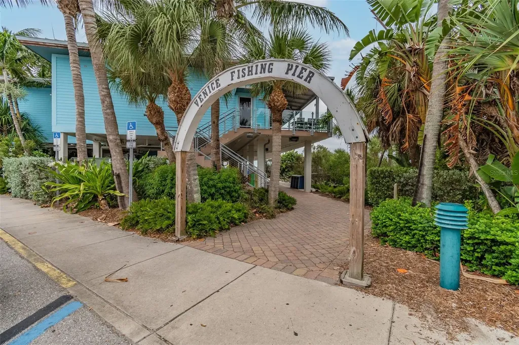 20805 Granlago Drive Venice FL 34293