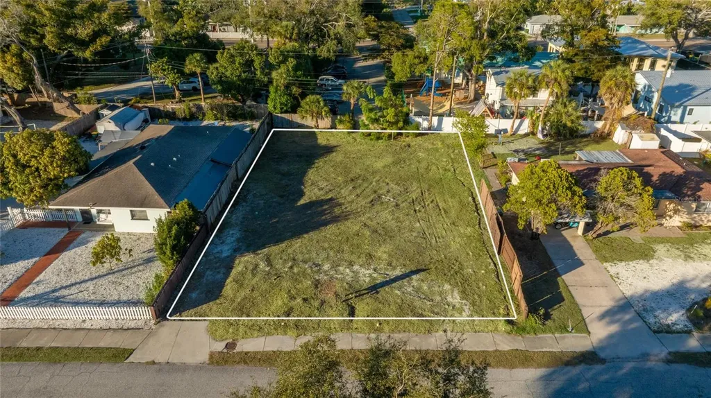 2119 Bougainvillea Street Sarasota FL 34239