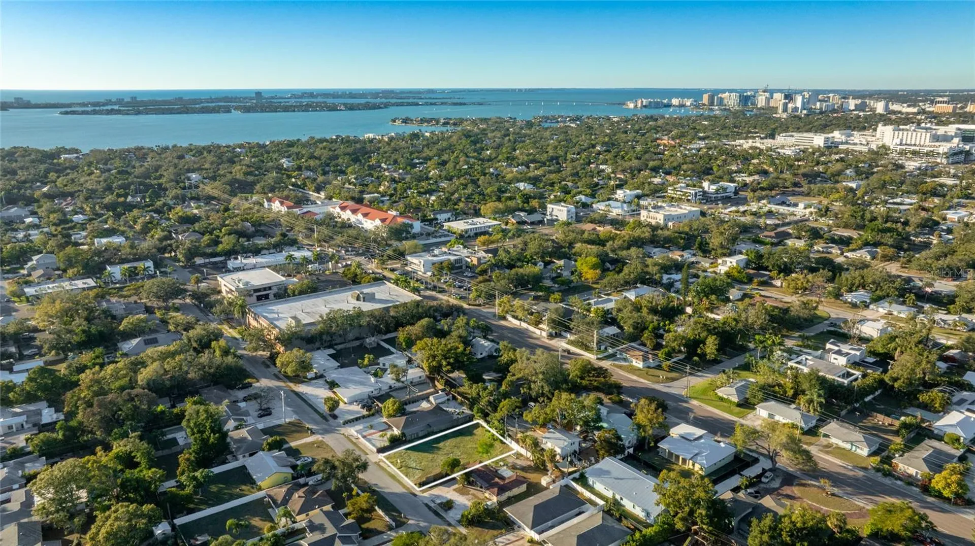 2119 Bougainvillea Street Sarasota FL 34239