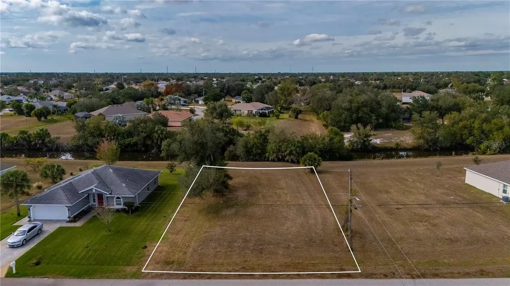 403 San Cristobal Avenue Punta Gorda FL 33983