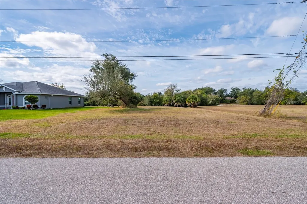 403 San Cristobal Avenue Punta Gorda FL 33983