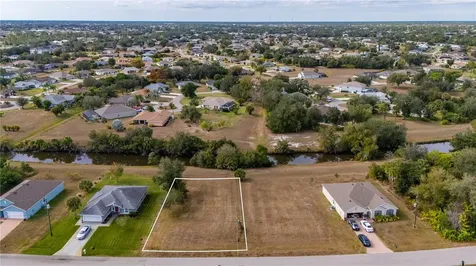 403 San Cristobal Avenue Punta Gorda FL 33983