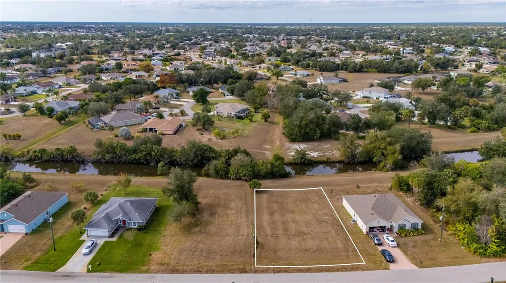 395 San Cristobal Avenue Punta Gorda FL 33983
