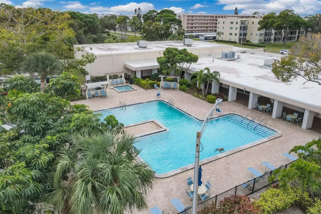 8162 Terrace Garden Drive N St Petersburg FL 33709
