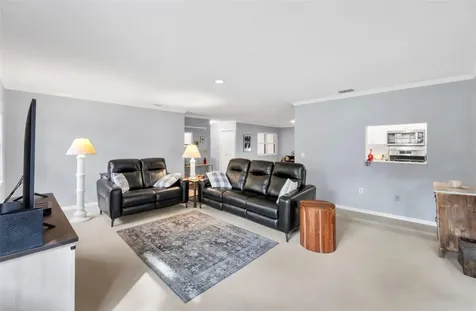 8162 Terrace Garden Drive N St Petersburg FL 33709