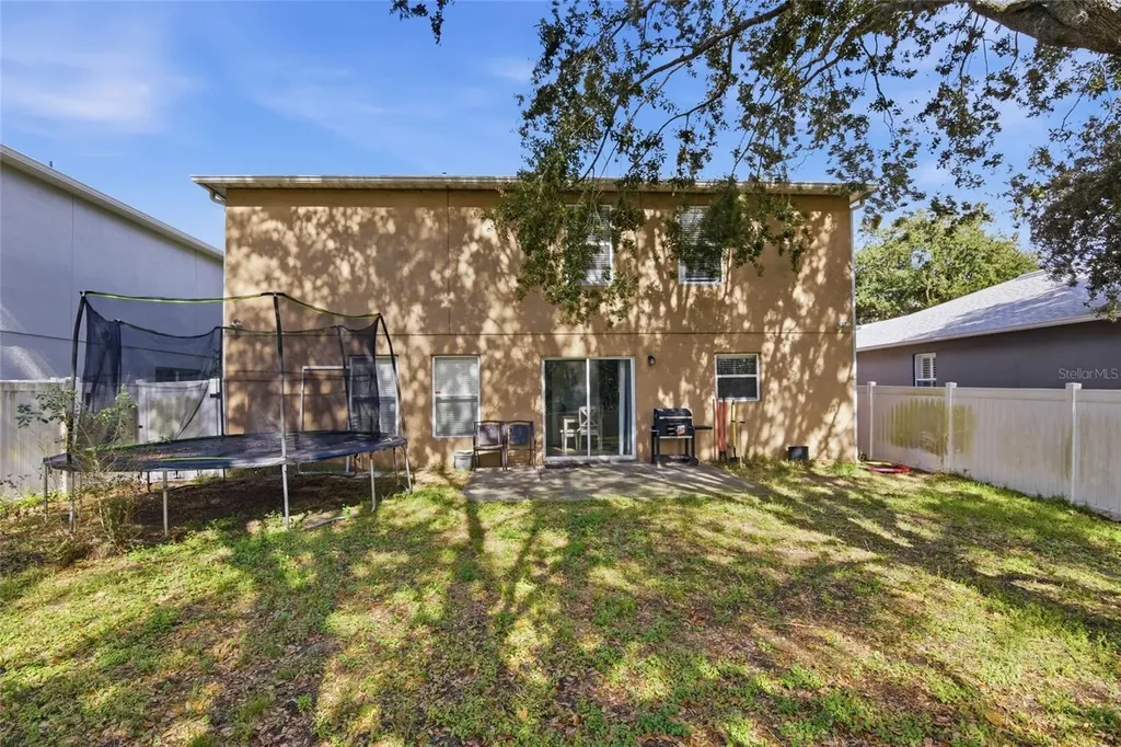 2463 Martins Run Tavares FL 32778
