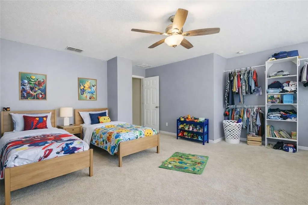 2463 Martins Run Tavares FL 32778