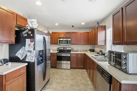 2463 Martins Run Tavares FL 32778
