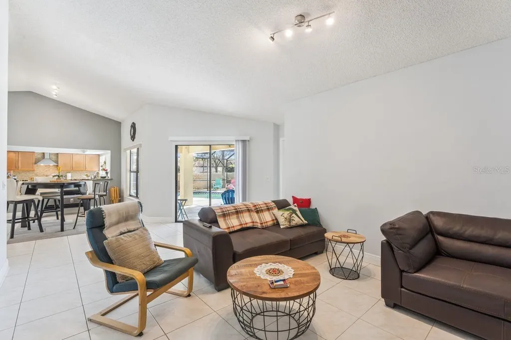 8215 Rolla Court Orlando FL 32836