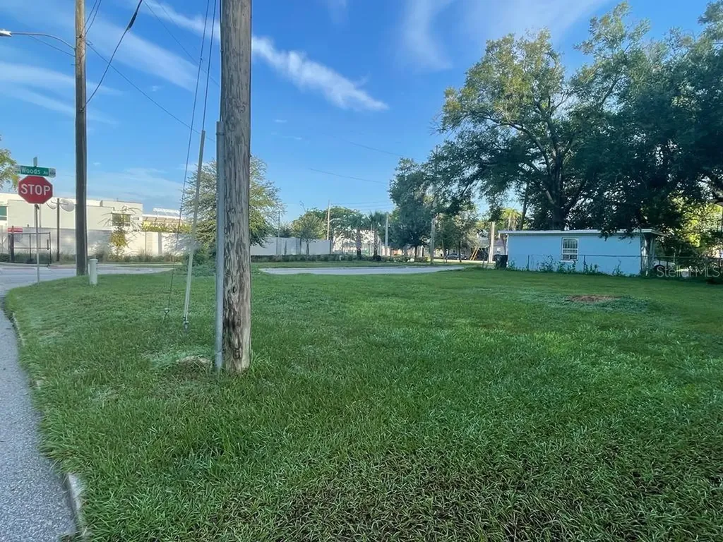 1049 Colyer Street Orlando FL 32805