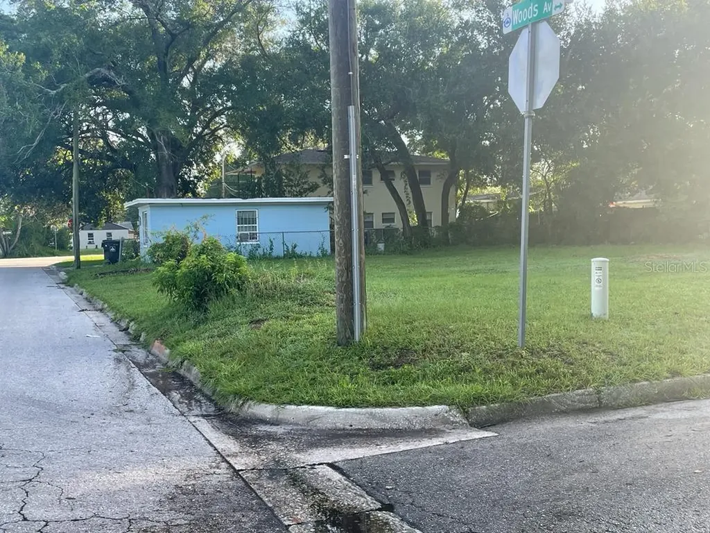 1049 Colyer Street Orlando FL 32805