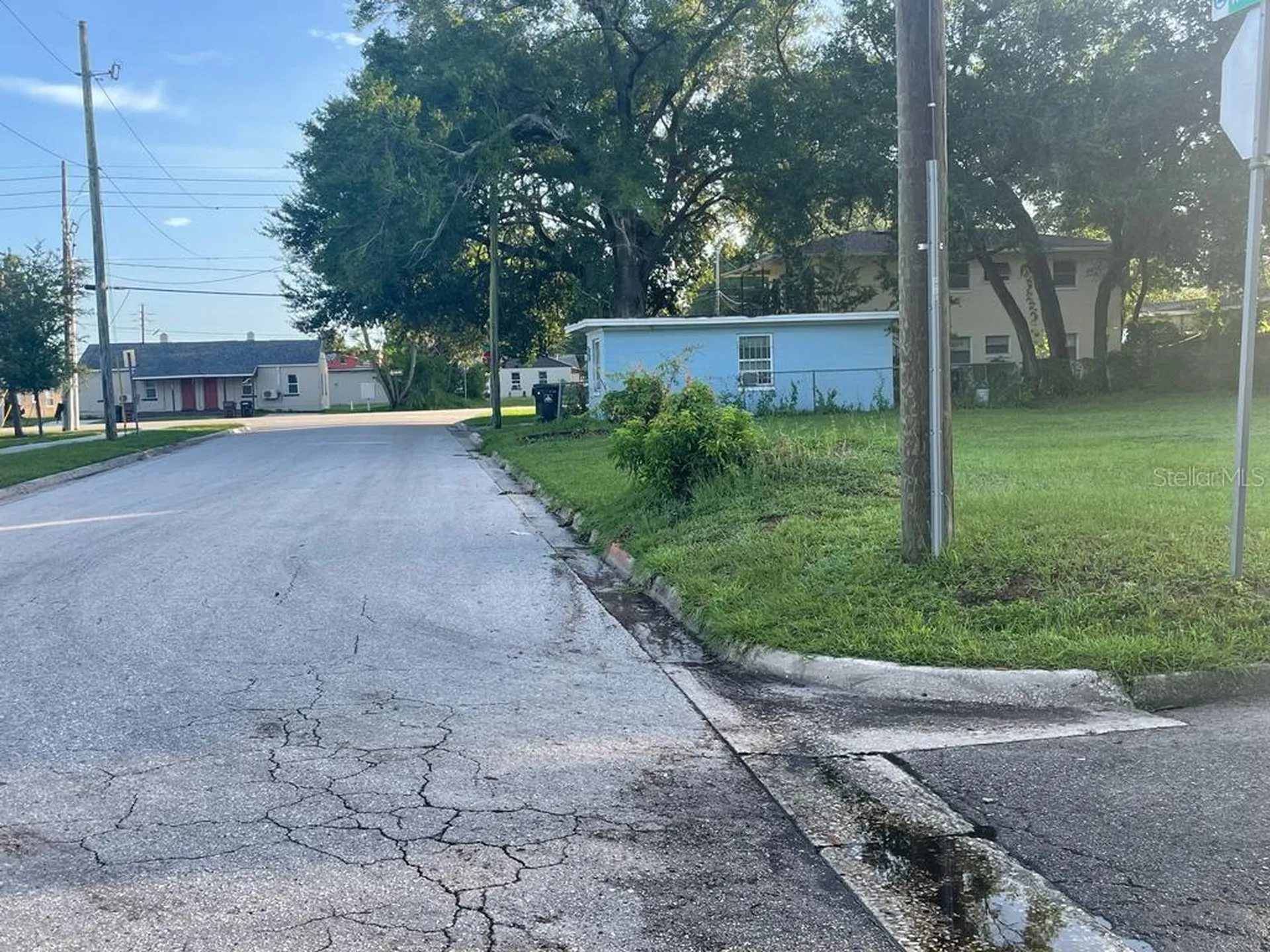 1049 Colyer Street Orlando FL 32805