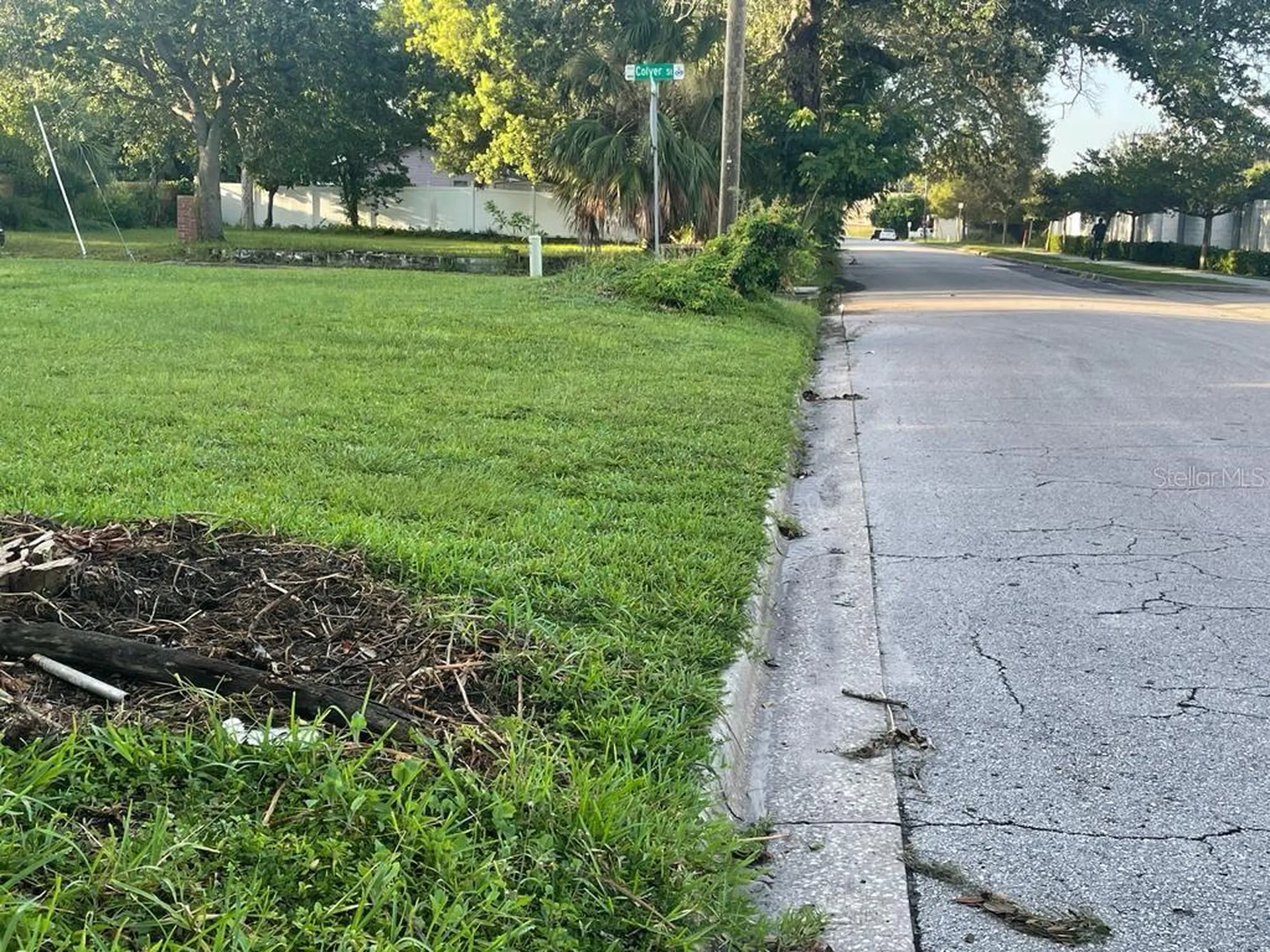1049 Colyer Street Orlando FL 32805