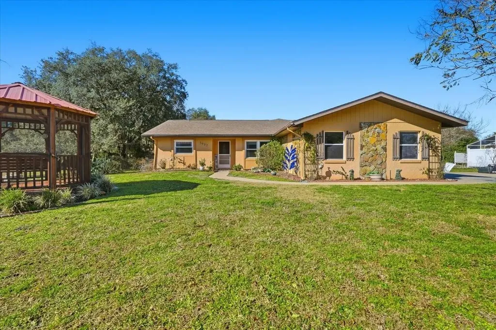 3002 S Rose Avenue Inverness FL 34450