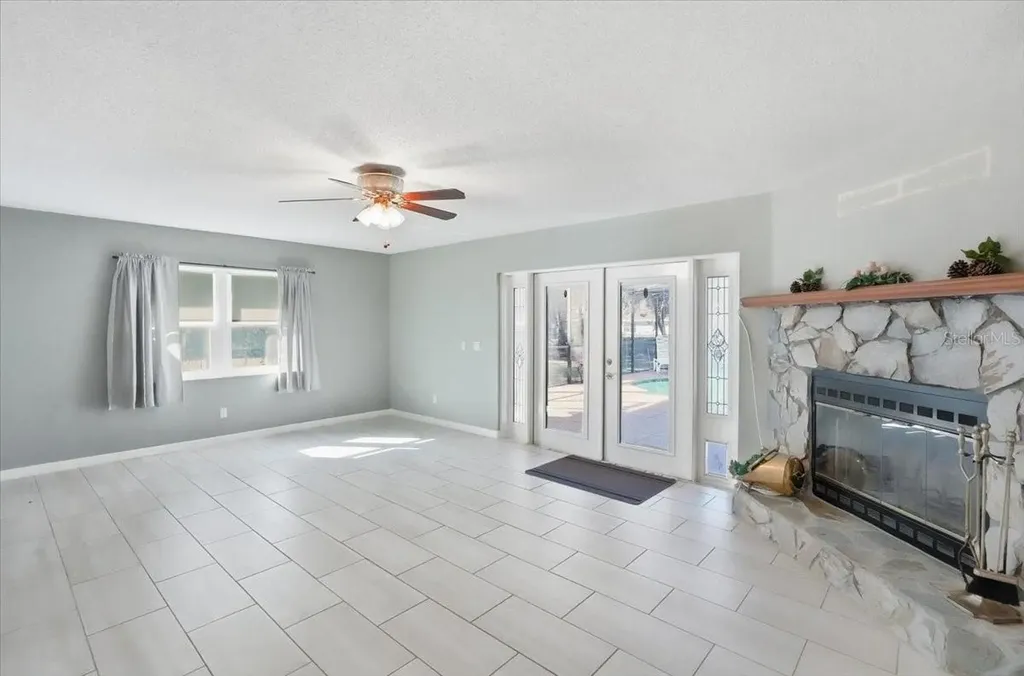 3002 S Rose Avenue Inverness FL 34450