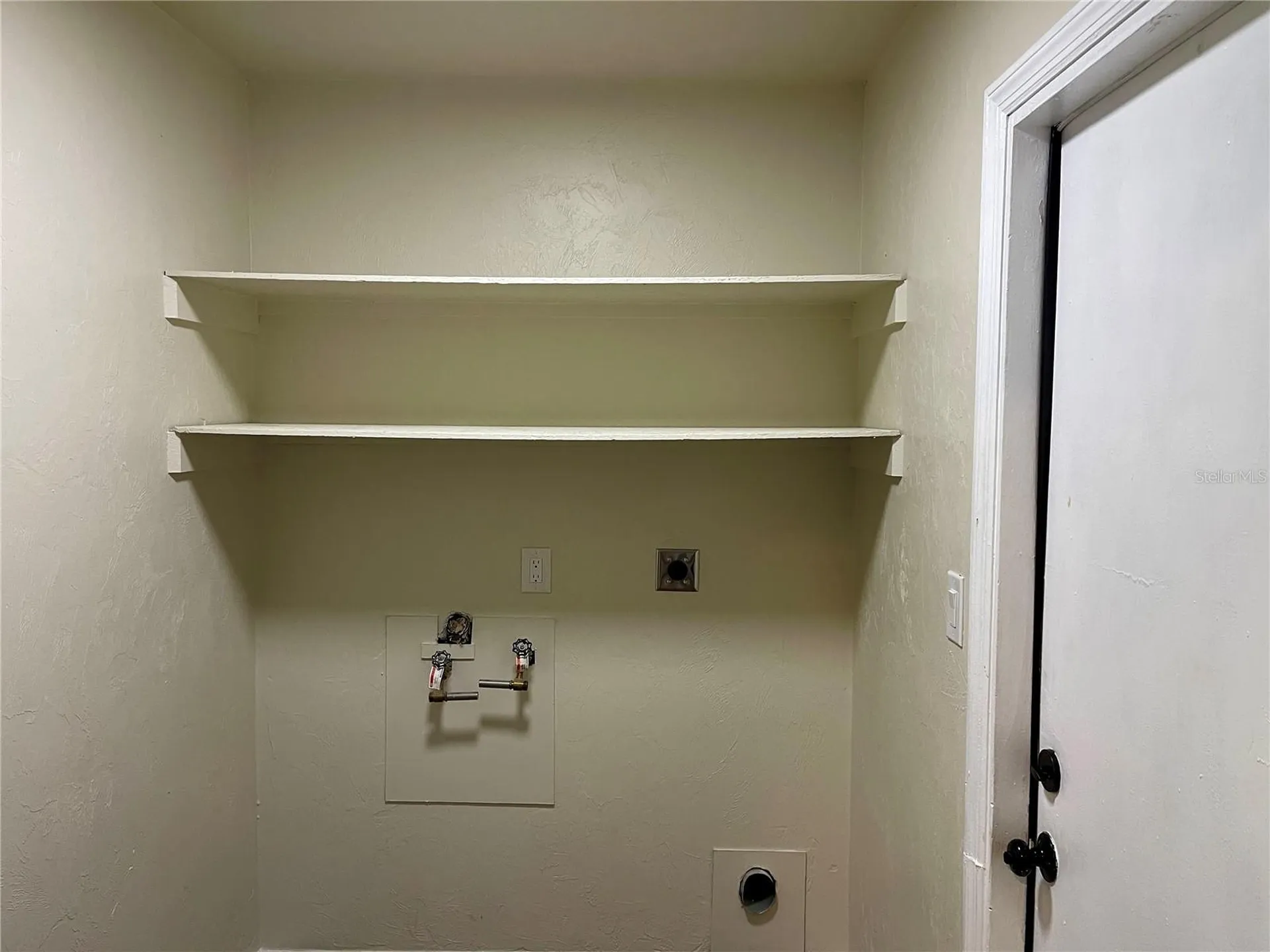 1715 NE 6th Place Gainesville FL 32641