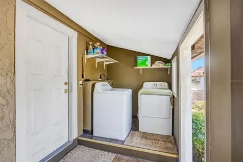 1112 W Madison Street Plant City FL 33563