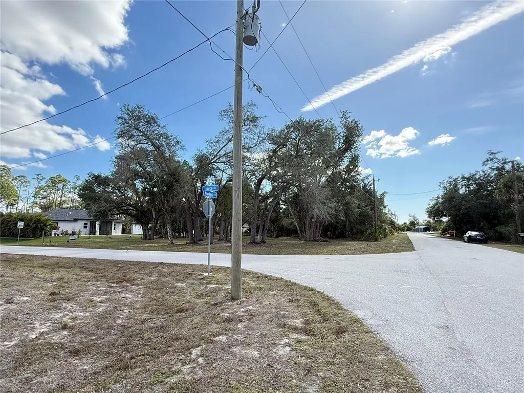 Maukbach Terrace North Port FL 34286