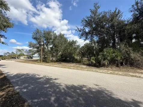 Maukbach Terrace North Port FL 34286