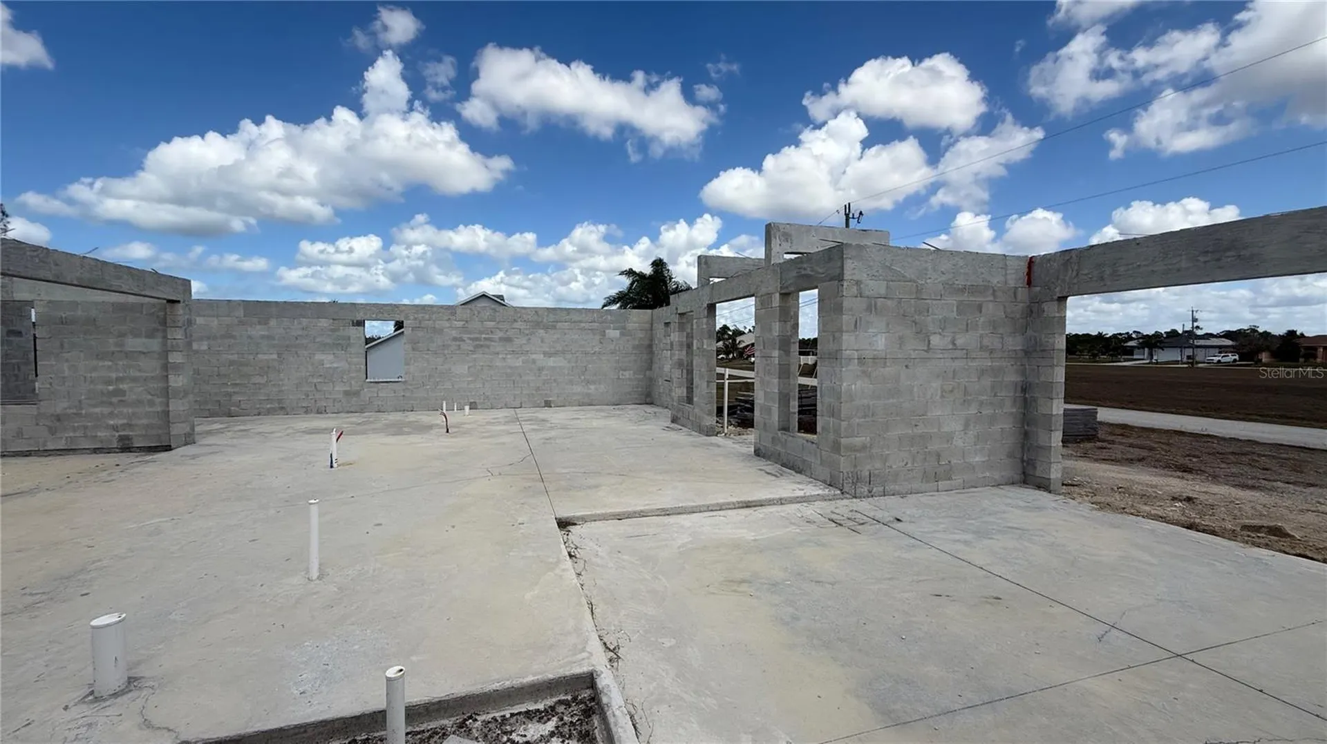 2310 NW 35th Place Cape Coral FL 33993