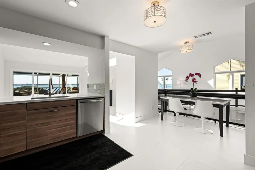 73 Tidy Island Boulevard Bradenton FL 34210
