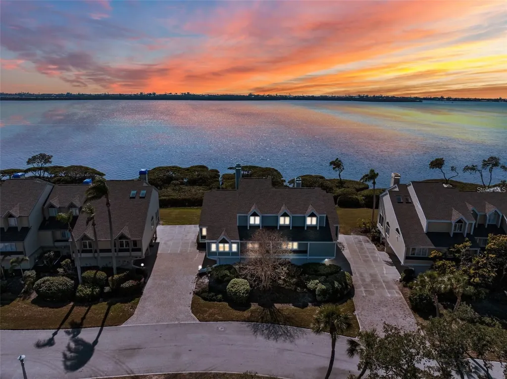 73 Tidy Island Boulevard Bradenton FL 34210