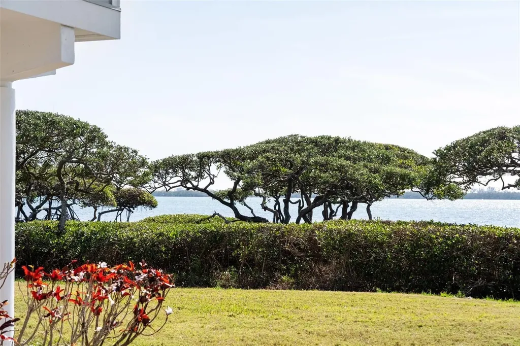 73 Tidy Island Boulevard Bradenton FL 34210