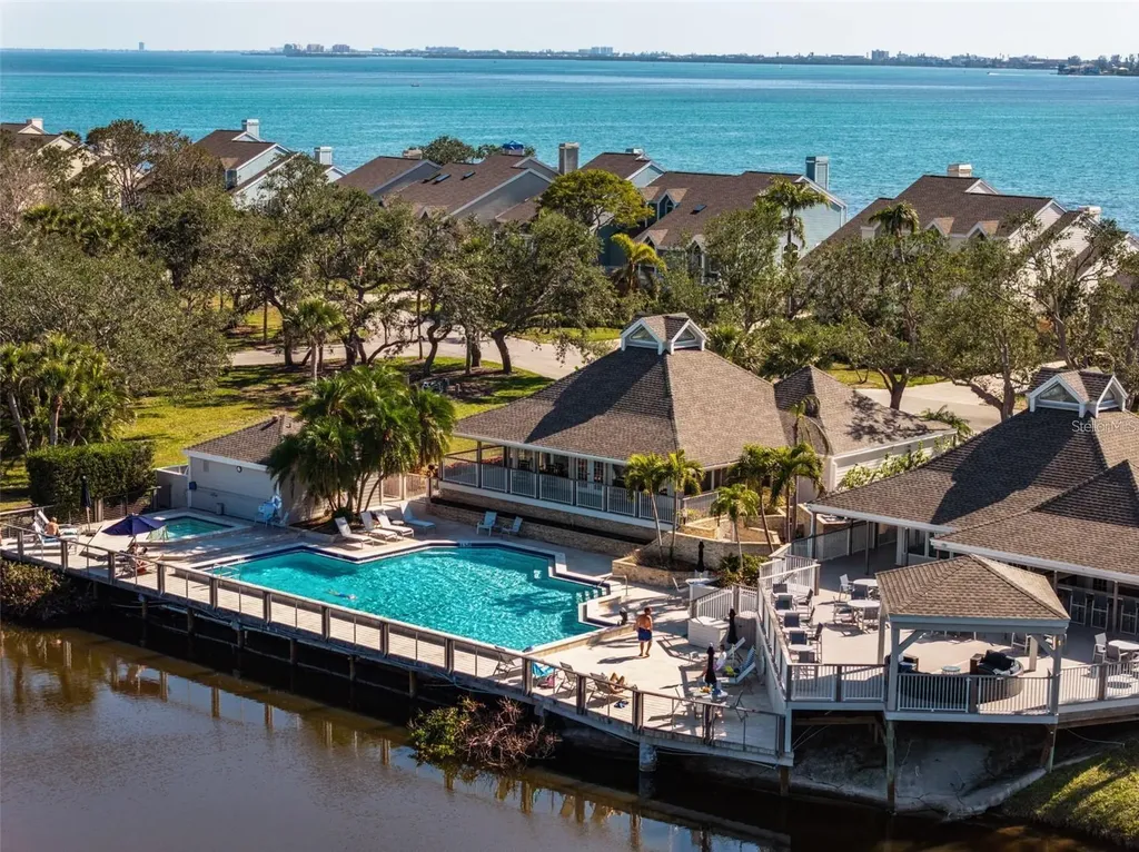 73 Tidy Island Boulevard Bradenton FL 34210