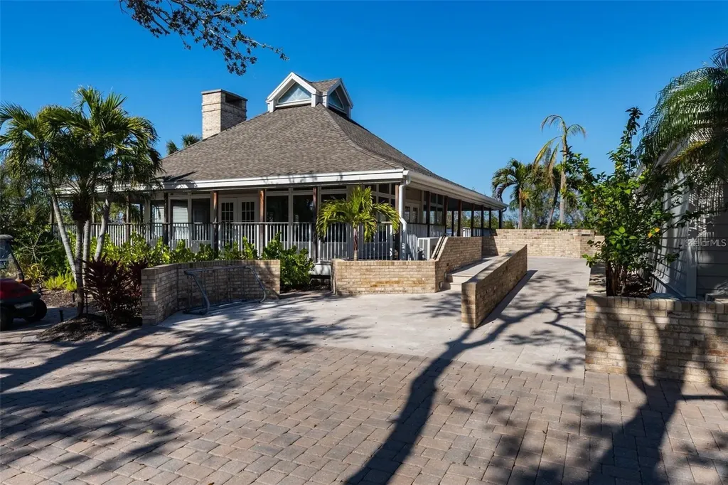 73 Tidy Island Boulevard Bradenton FL 34210