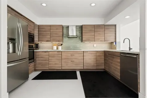 73 Tidy Island Boulevard Bradenton FL 34210