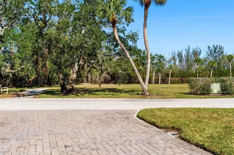 73 Tidy Island Boulevard Bradenton FL 34210