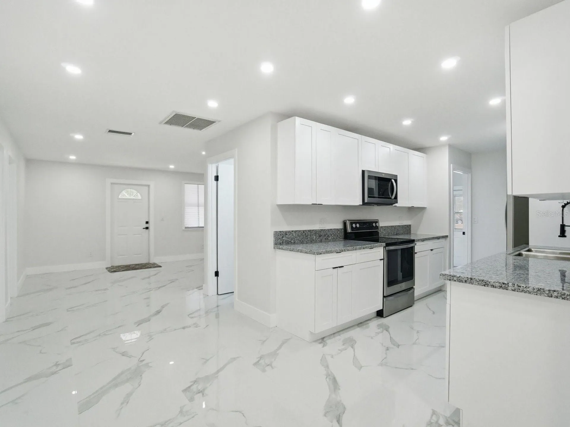 390 Hazel Circle Punta Gorda FL 33982