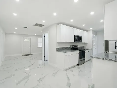 390 Hazel Circle Punta Gorda FL 33982