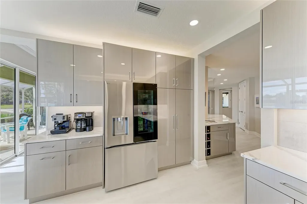 6527 Moorings Point Circle Lakewood Ranch FL 34202