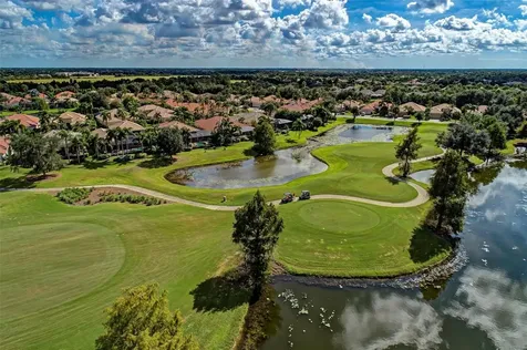 6527 Moorings Point Circle Lakewood Ranch FL 34202