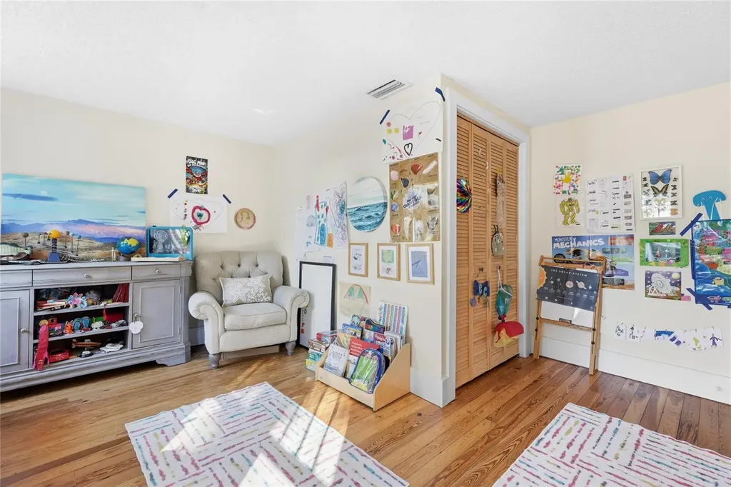 2317 7th Avenue W Bradenton FL 34205