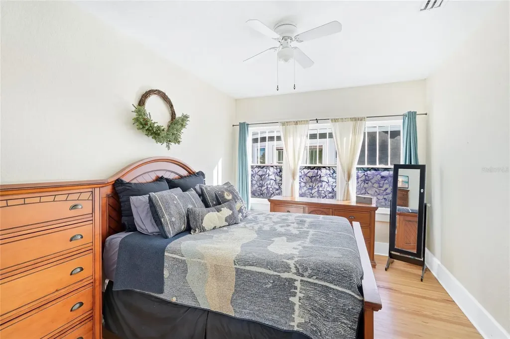 2317 7th Avenue W Bradenton FL 34205