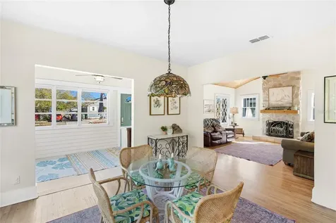 2317 7th Avenue W Bradenton FL 34205