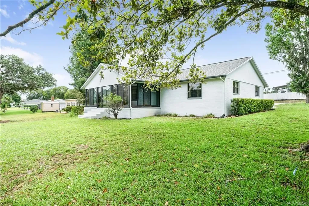 8831 E Sandpiper Drive Inverness FL 34450