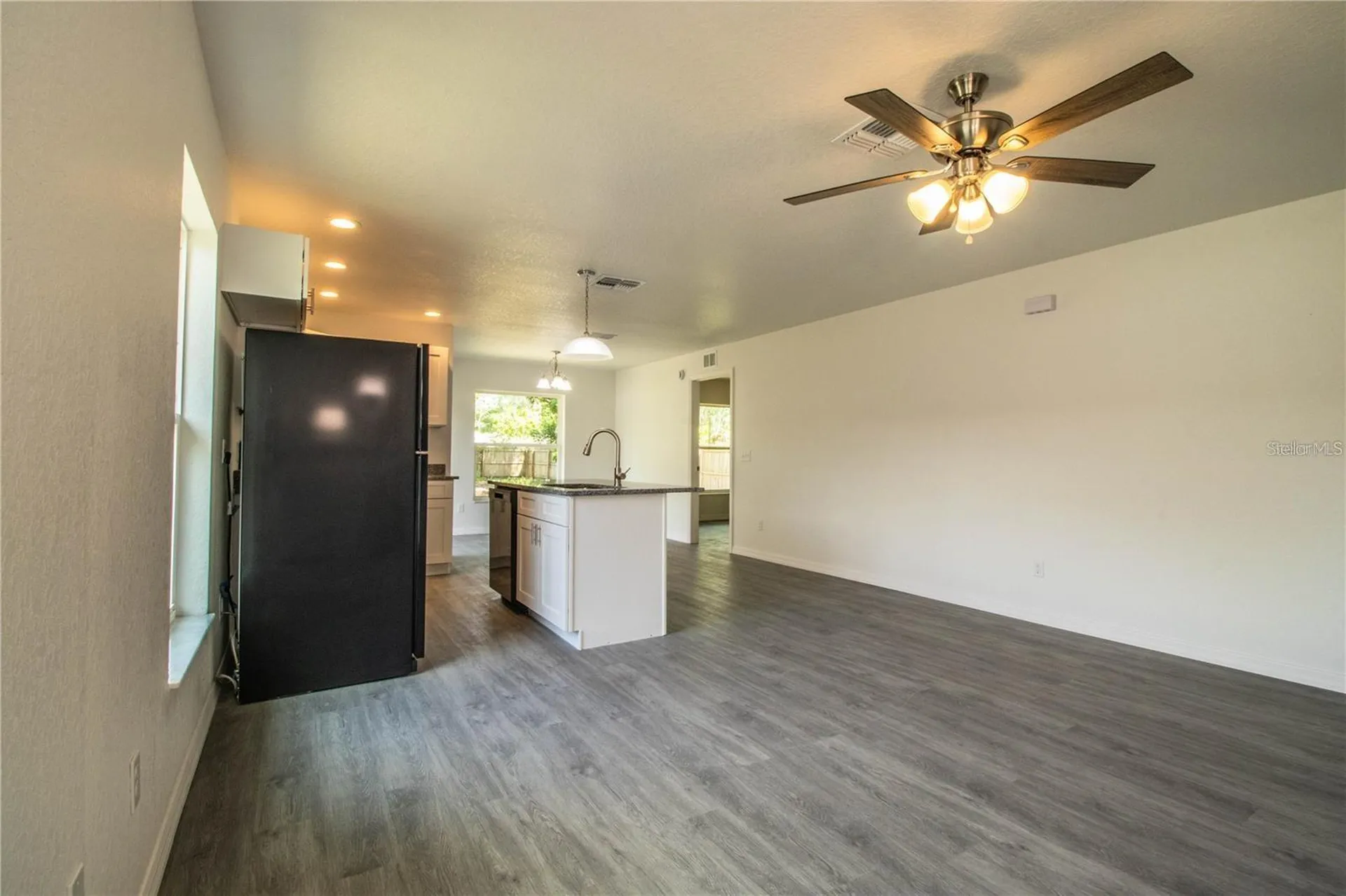 1437 Amos Avenue Lakeland FL 33805