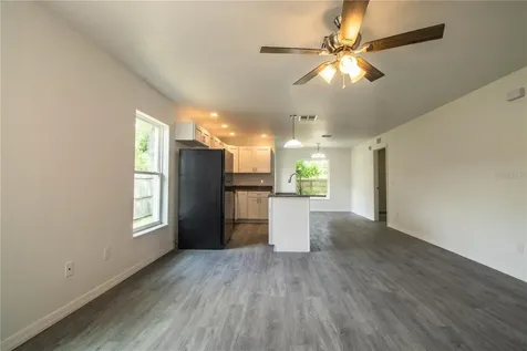 1437 Amos Avenue Lakeland FL 33805