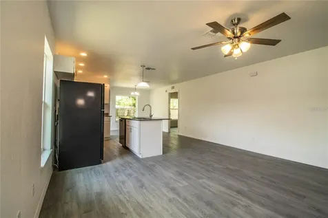 1437 Amos Avenue Lakeland FL 33805