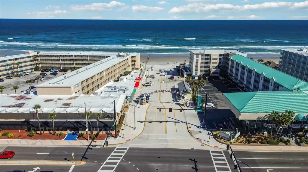 313 S Atlantic Avenue Daytona Beach FL 32118