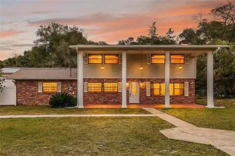 11 Reyes Road Deland FL 32724