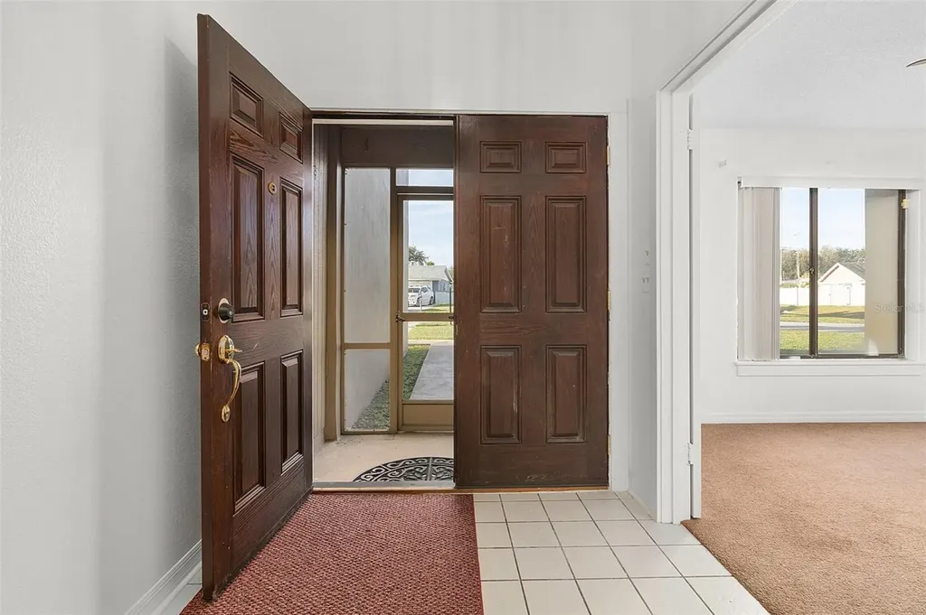712 E Flag Way Kissimmee FL 34759