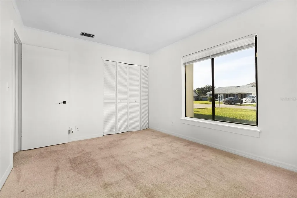 712 E Flag Way Kissimmee FL 34759